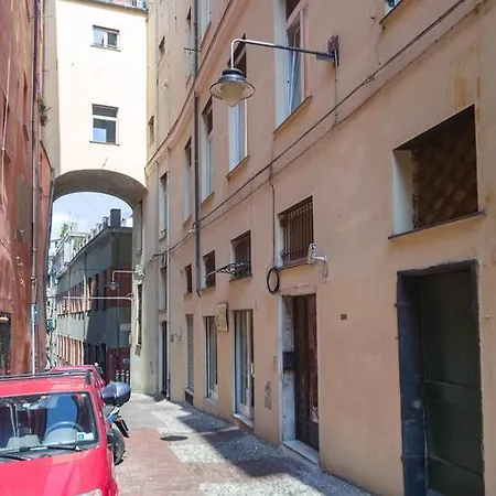 Genovahost - Low-cost Mascherona Genova